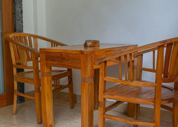 Artha Dewata Home Stay