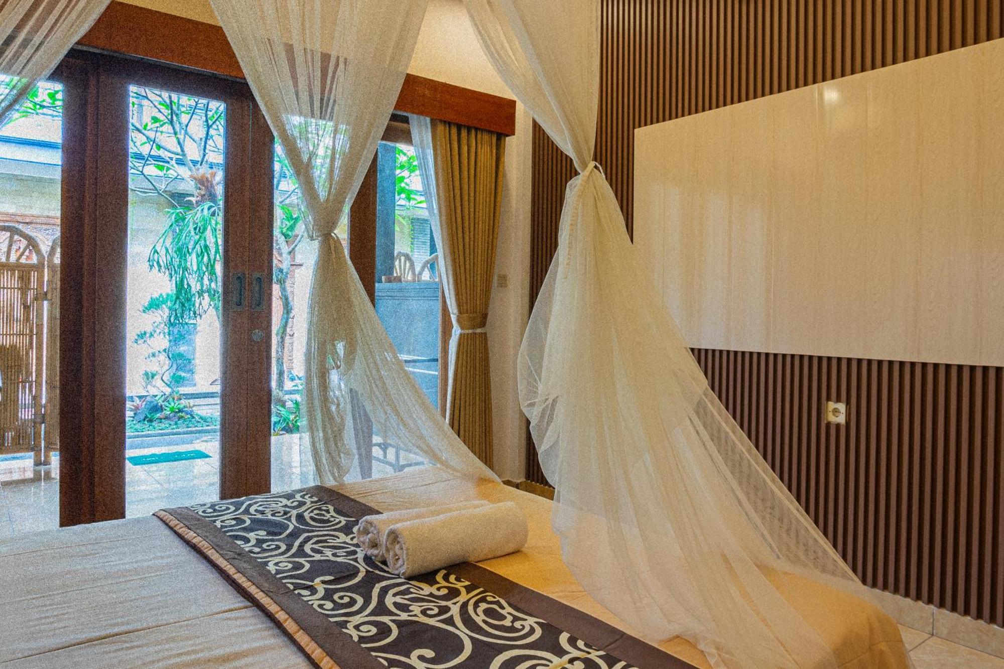 गेस्ट हाउस Artha Dewata Ubud (Bali)